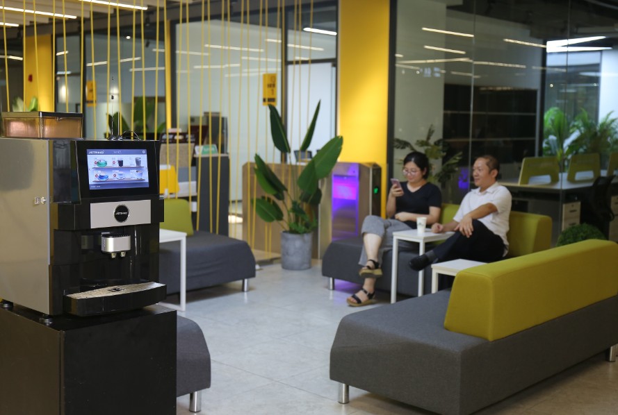 互聯網咖啡新聞報道題目(互聯網咖啡詮釋了什么咖啡消費場所的存在)