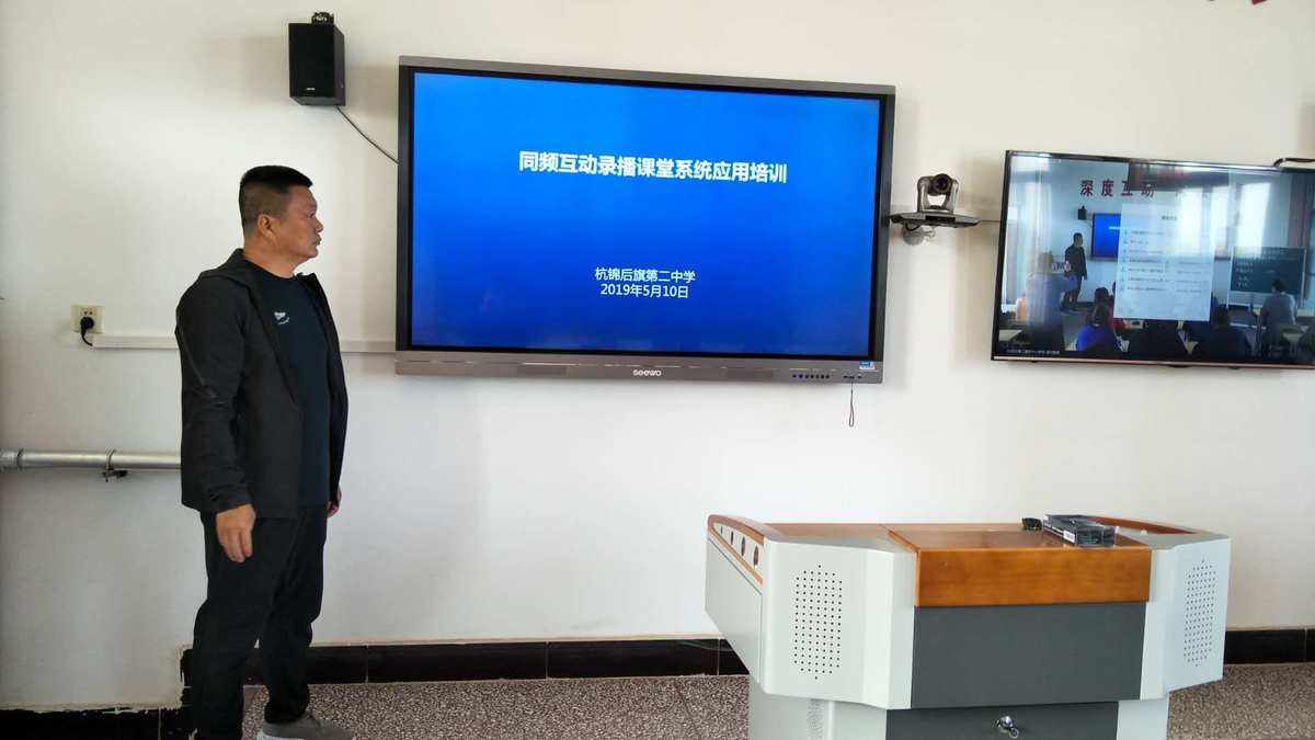 高校互聯(lián)網(wǎng)培訓(xùn)新聞稿(高校互聯(lián)網(wǎng)培訓(xùn)新聞稿范文)