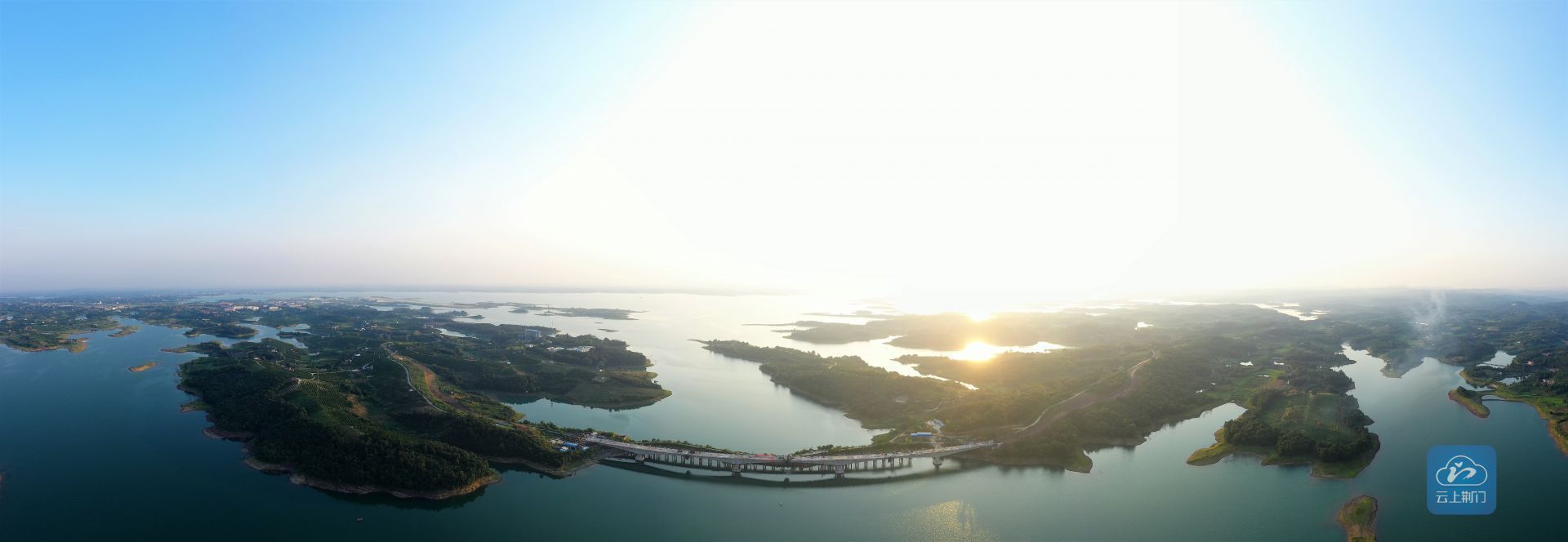 荊門(mén)大氣網(wǎng)站建設(shè)(荊門(mén)大項(xiàng)目投資2020)