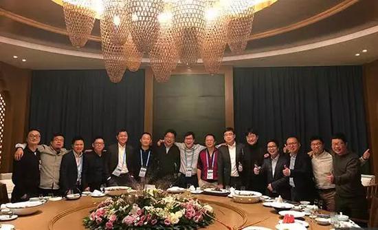 互聯網大佬高考往事新聞(互聯網大佬畢業學校 圖片)