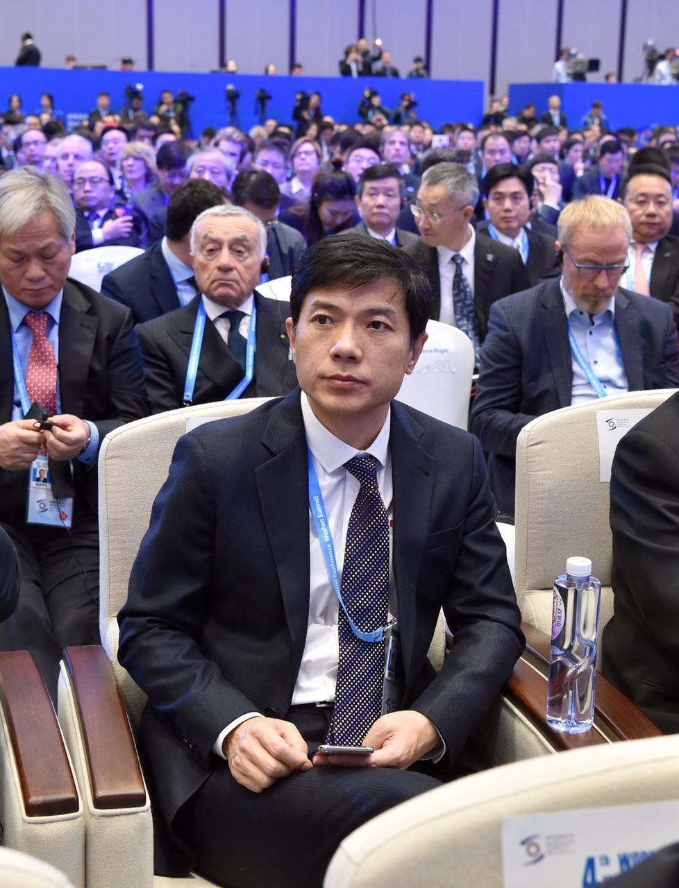 第四屆互聯(lián)網(wǎng)大賽新聞稿(第四屆互聯(lián)網(wǎng)+大賽全國(guó)獲獎(jiǎng)名單)