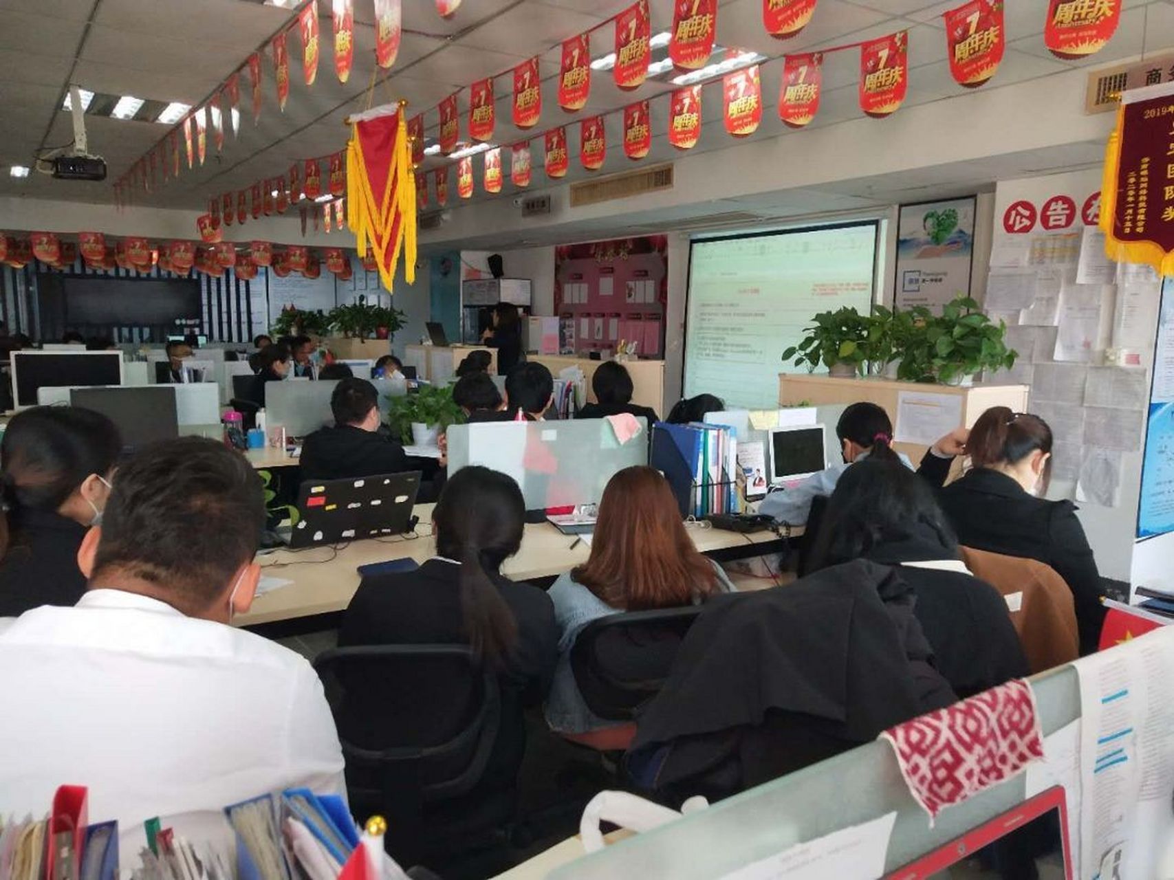 濟南網站建設制作(濟南免費網站建站模板)