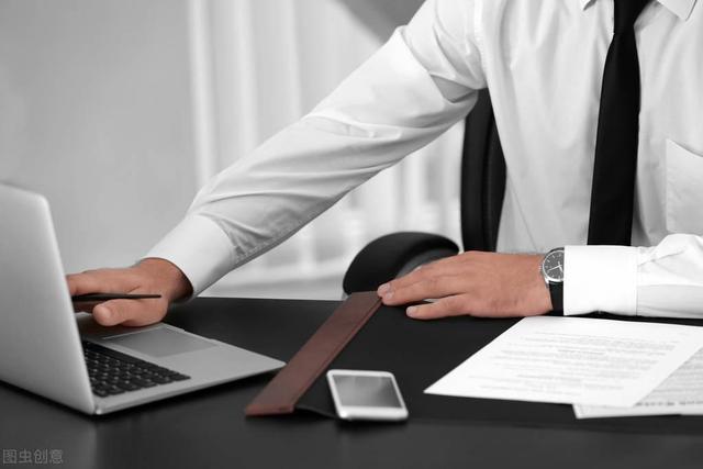 互聯(lián)網(wǎng)律師新聞稿題目(互聯(lián)網(wǎng)律師新聞稿題目怎么寫)